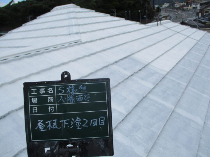 屋根下塗り2回目