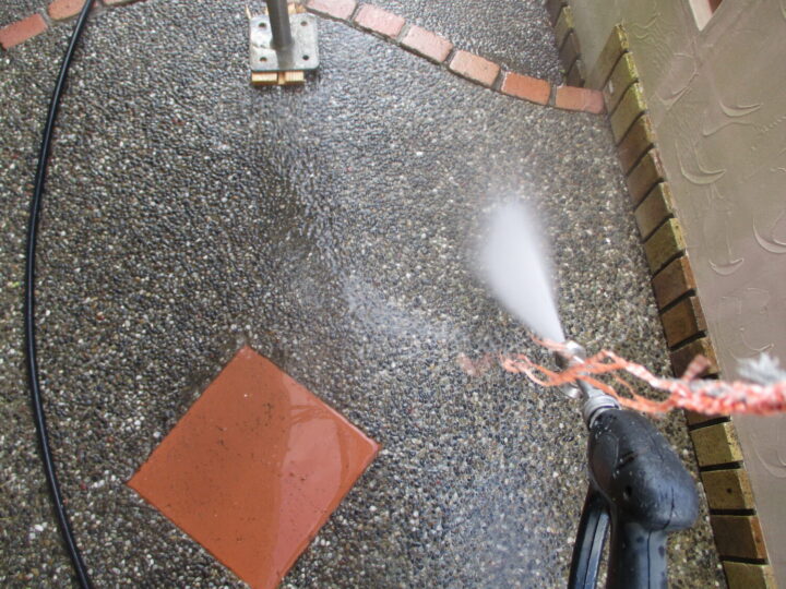 玄関アプローチ高圧洗浄 