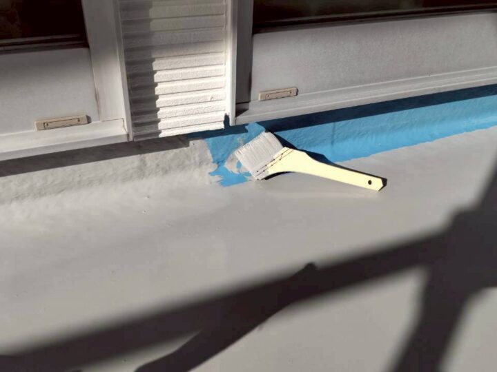 ベランダ施工中