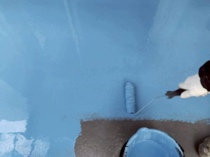 ベランダ施工中