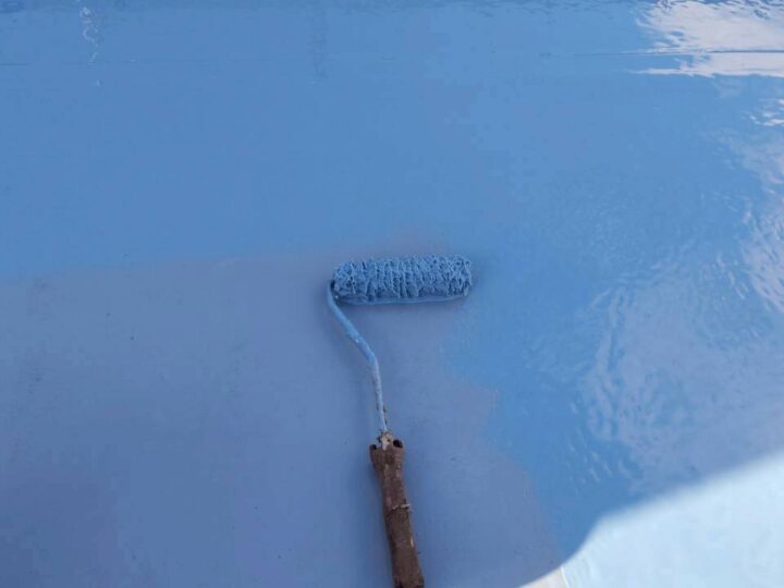 ベランダ施工中