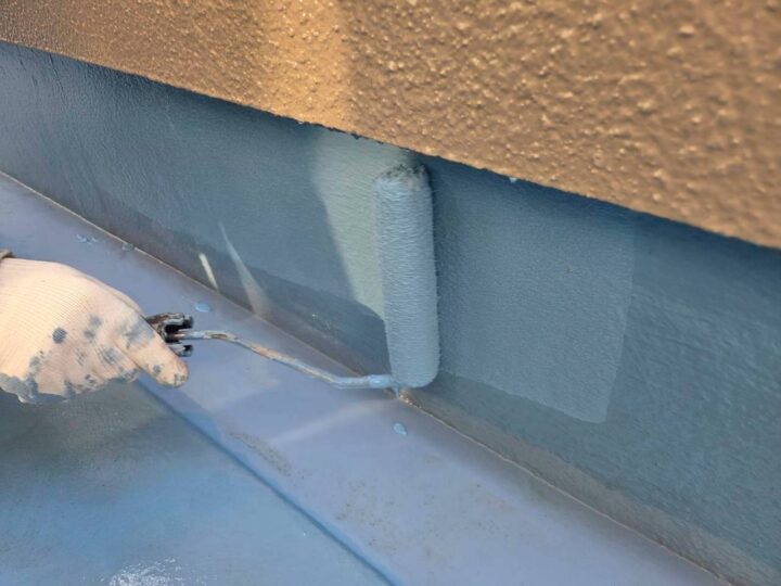 ベランダ施工中