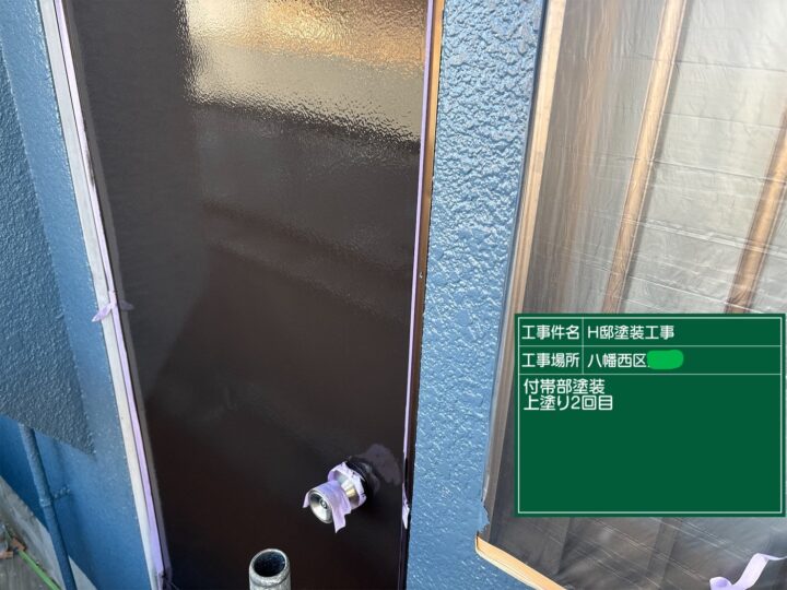勝手口塗装上塗り２回目