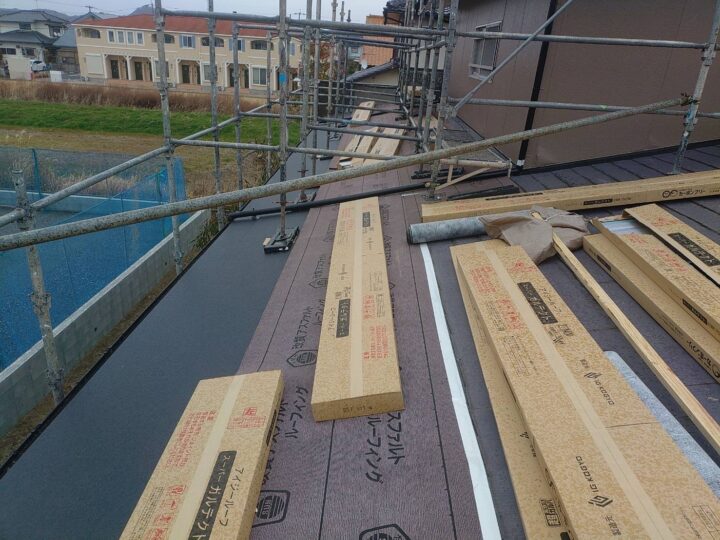 屋根カバー工法