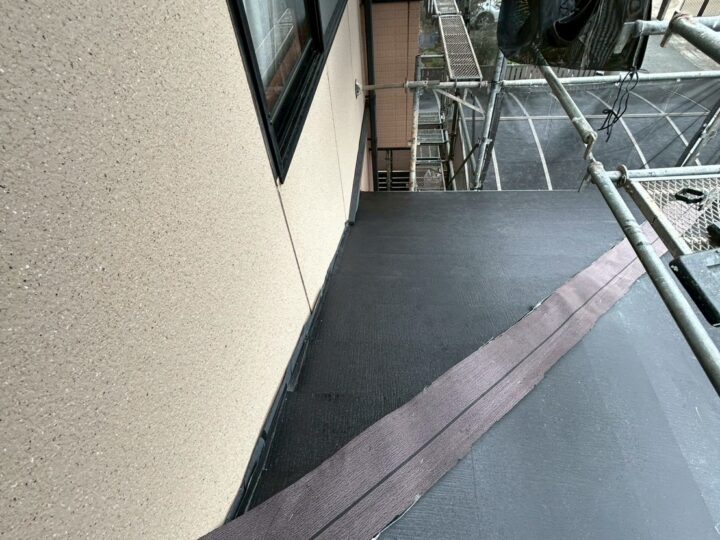 屋根カバー工事