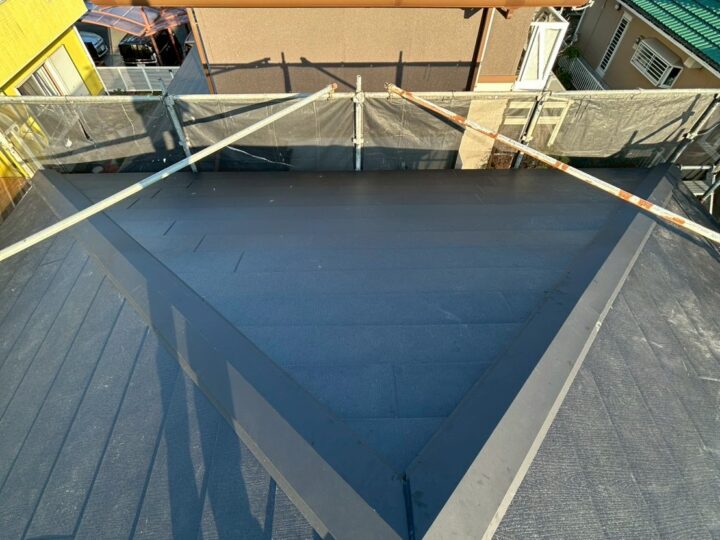 屋根カバー工事