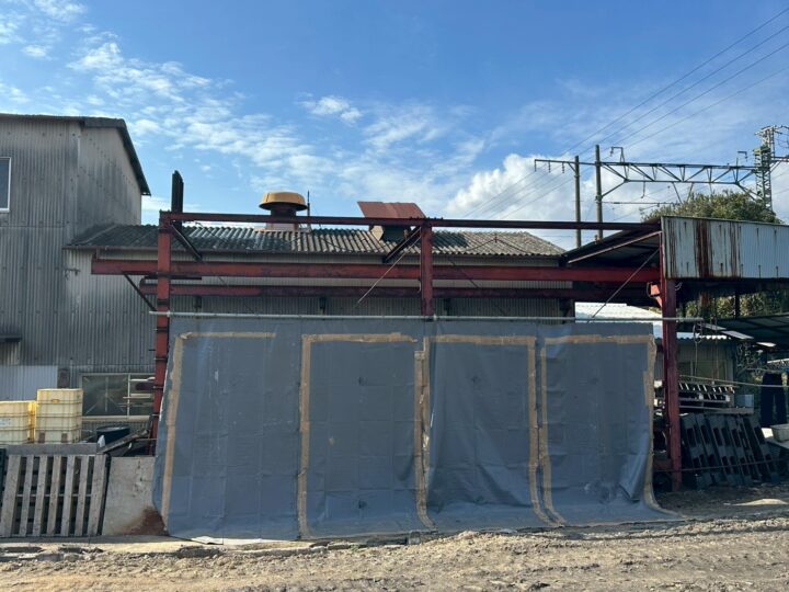 屋根カバー工事